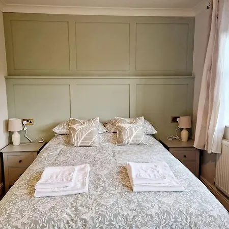 2 Bedroom Luxury Town House York